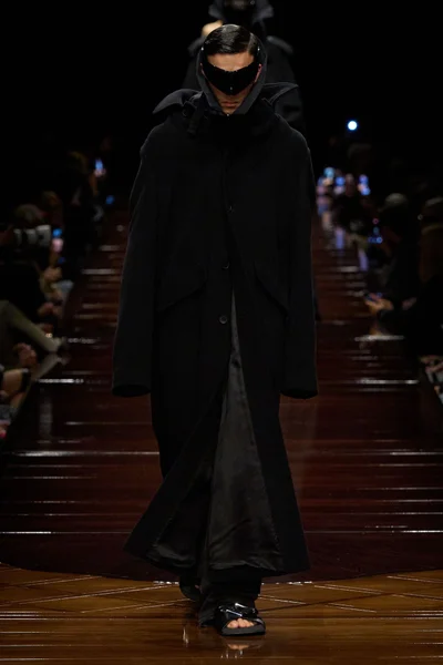 Look 46